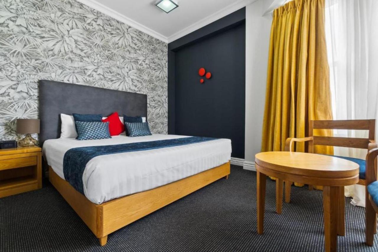 Ramada By Wyndham, Hamilton City Center المظهر الخارجي الصورة