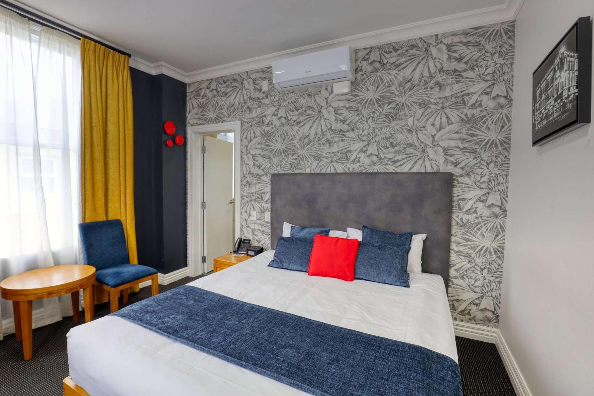 Ramada By Wyndham, Hamilton City Center المظهر الخارجي الصورة
