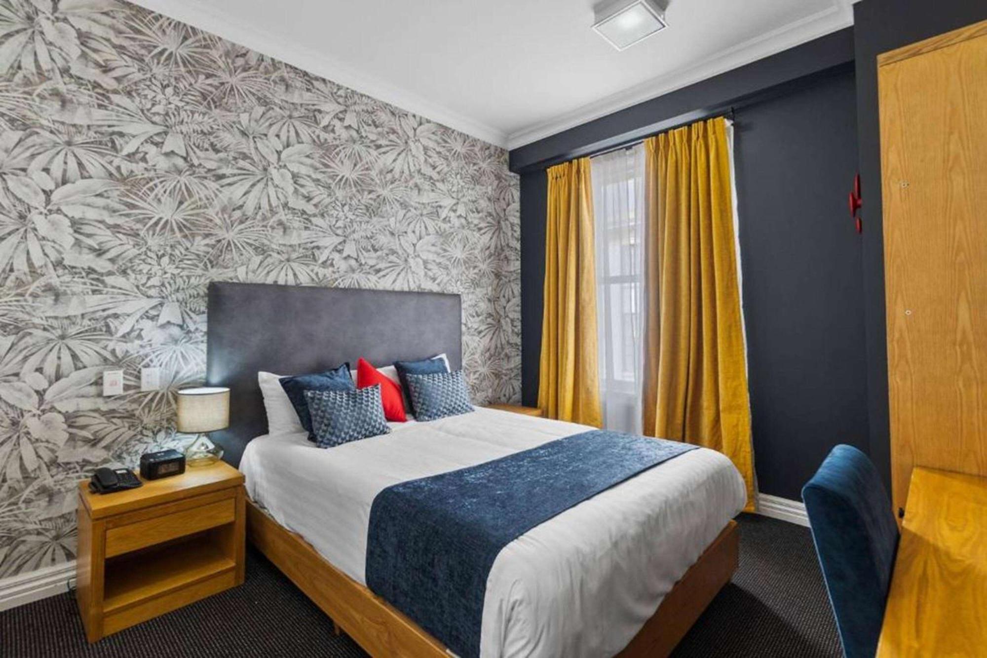 Ramada By Wyndham, Hamilton City Center المظهر الخارجي الصورة
