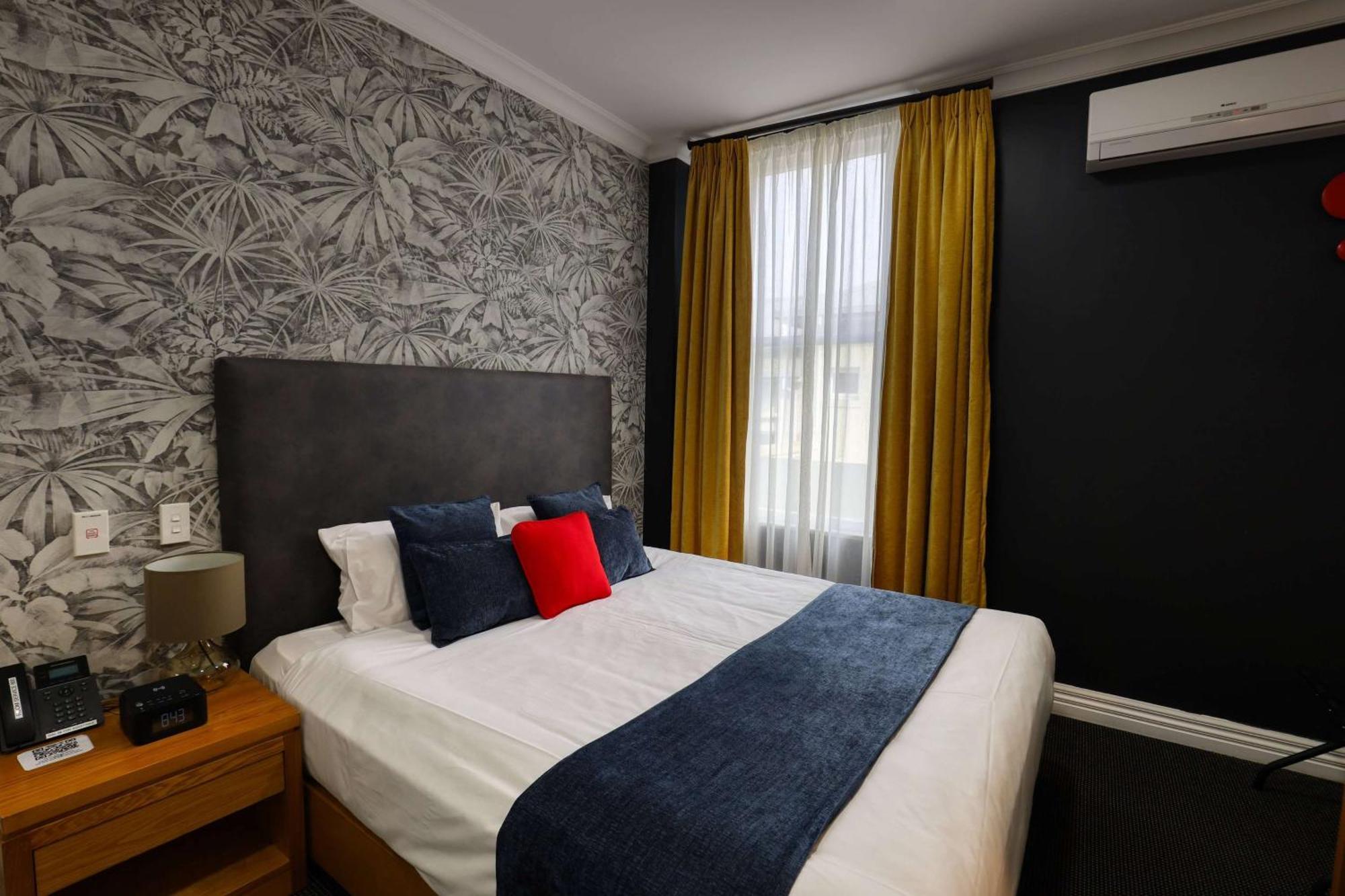 Ramada By Wyndham, Hamilton City Center المظهر الخارجي الصورة